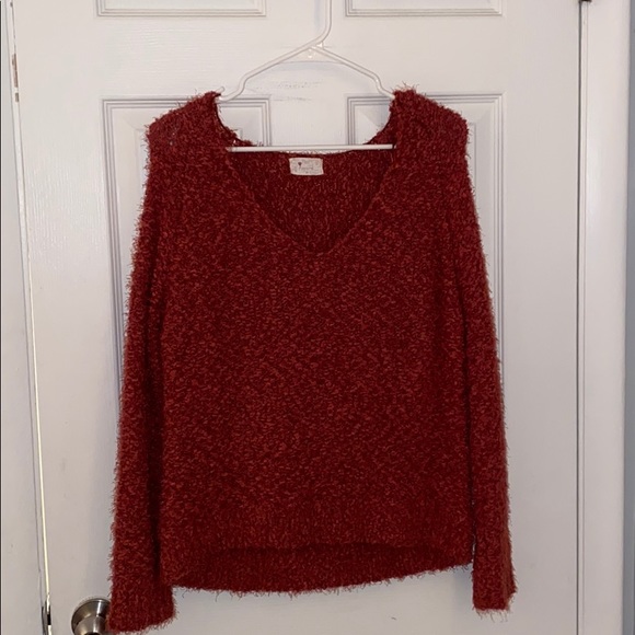 sweater - Picture 1 of 1